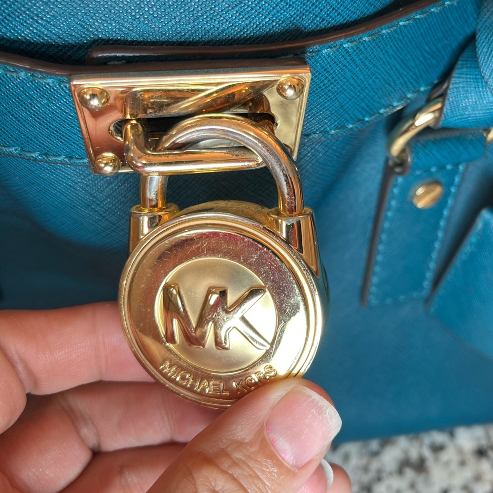 Michael Kors Teal Hamilton Satchel and Wallet Set! - Picture 9 of 16